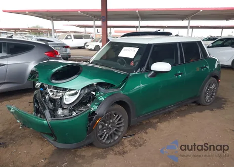 2025 Mini Hardtop Cooper из США, поврежденный, VIN WMW43GD04S2X35130